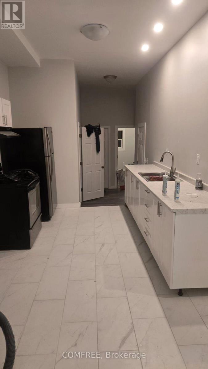 90 Riverside Drive, Greater Sudbury, Ontario  P3E 1G8 - Photo 2 - X12260498