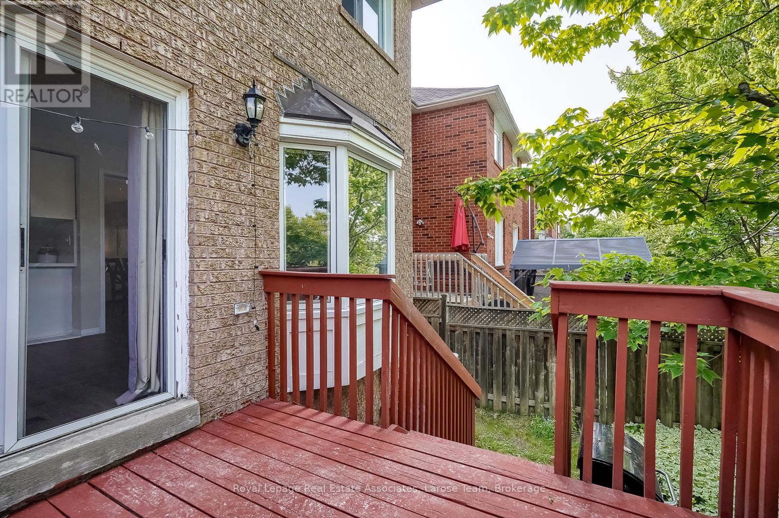 6945 Gracefield Drive, Mississauga, Ontario  L5N 6T9 - Photo 32 - W12201953