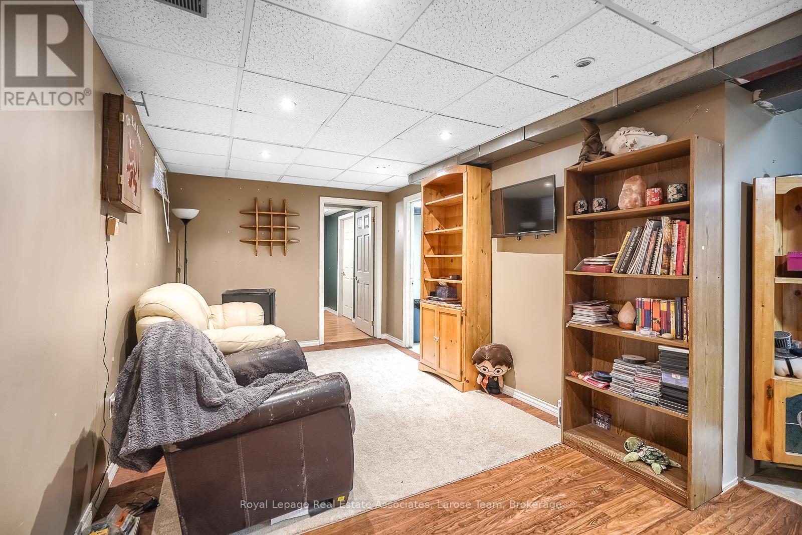 6945 Gracefield Drive, Mississauga, Ontario  L5N 6T9 - Photo 28 - W12201953