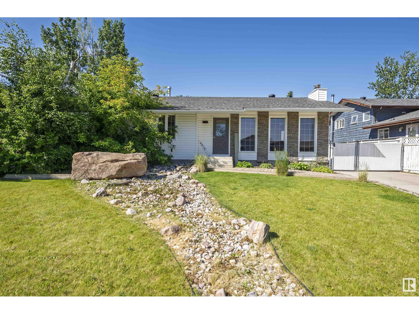 Property at 4415 54 AV image 1