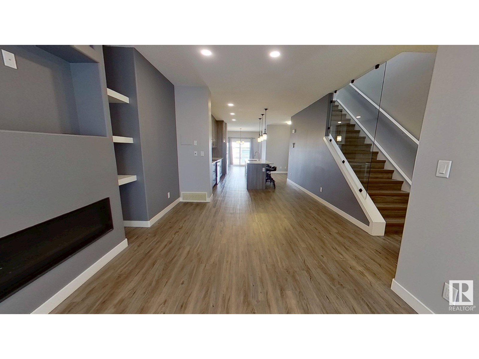 Property at 8540 89 ST NW image 2