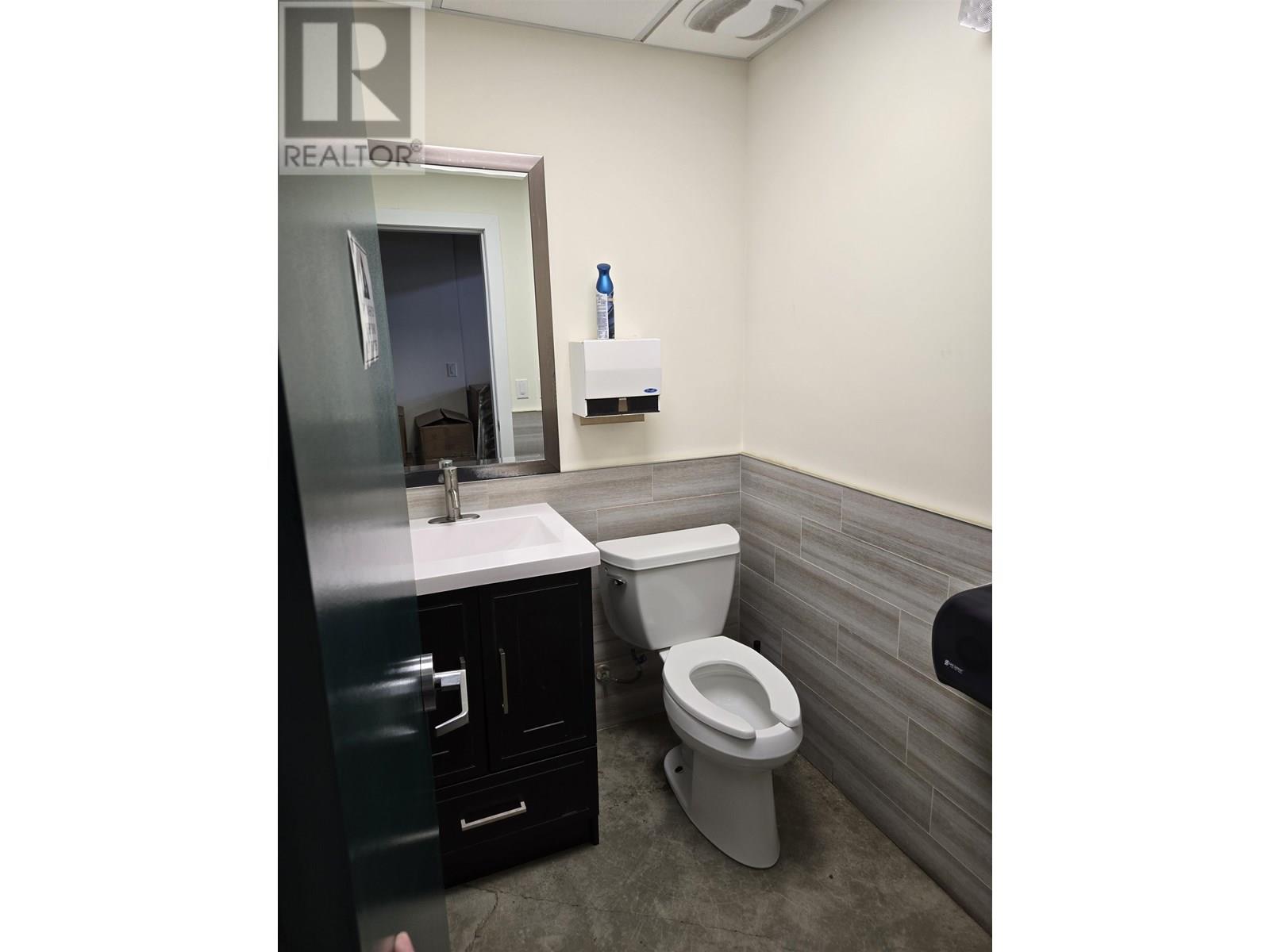 280 E Broadway, Vancouver, British Columbia  V5T 3J2 - Photo 10 - C8068139
