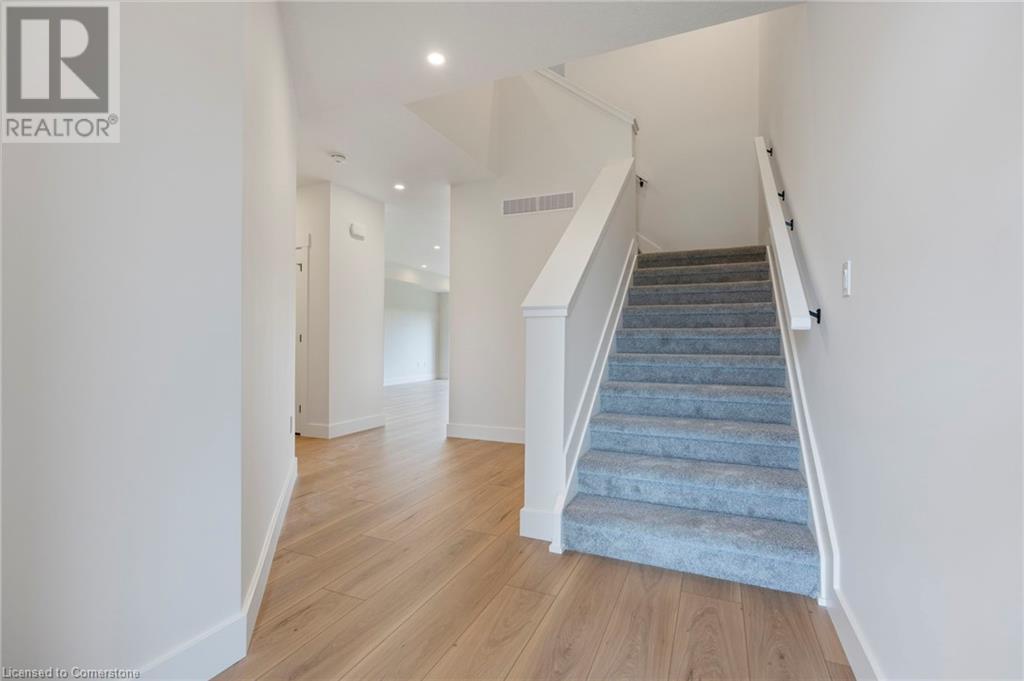 Property at 115 AMBER Street image 3