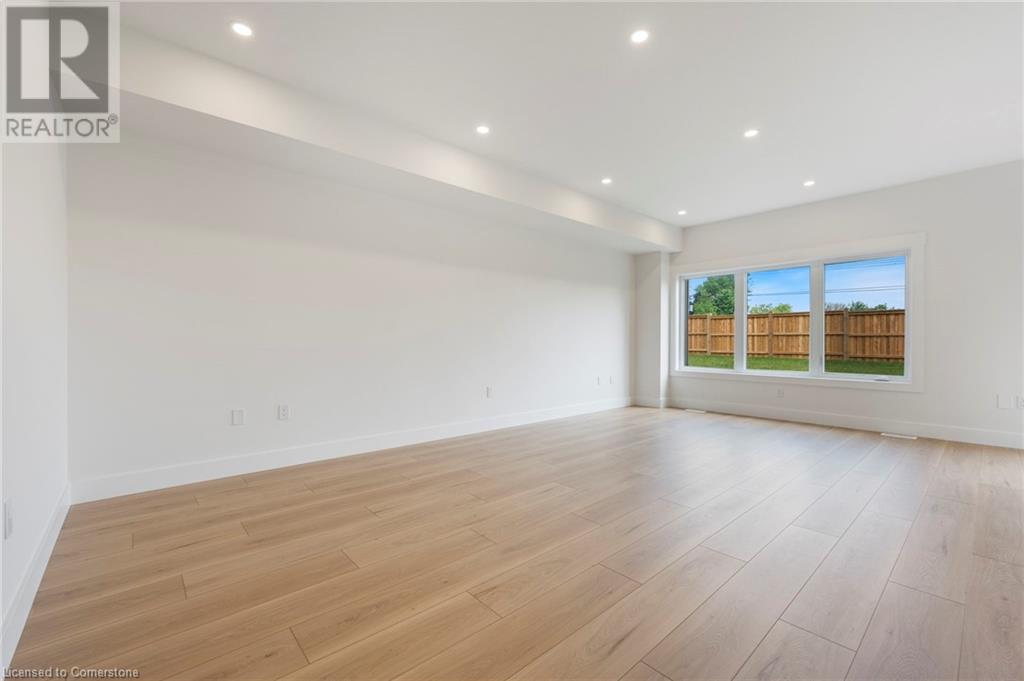 Property at 115 AMBER Street image 5