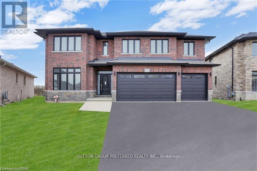 252 Leitch Street, Dutton/dunwich, Ontario  N0L 1J0 - Photo 1 - X12260515