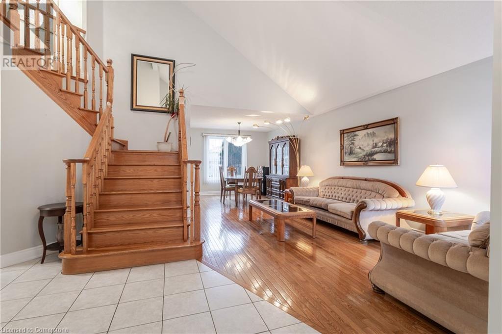 42 Hillgarden Drive, Stoney Creek, Ontario  L8J 3R3 - Photo 6 - 40747588