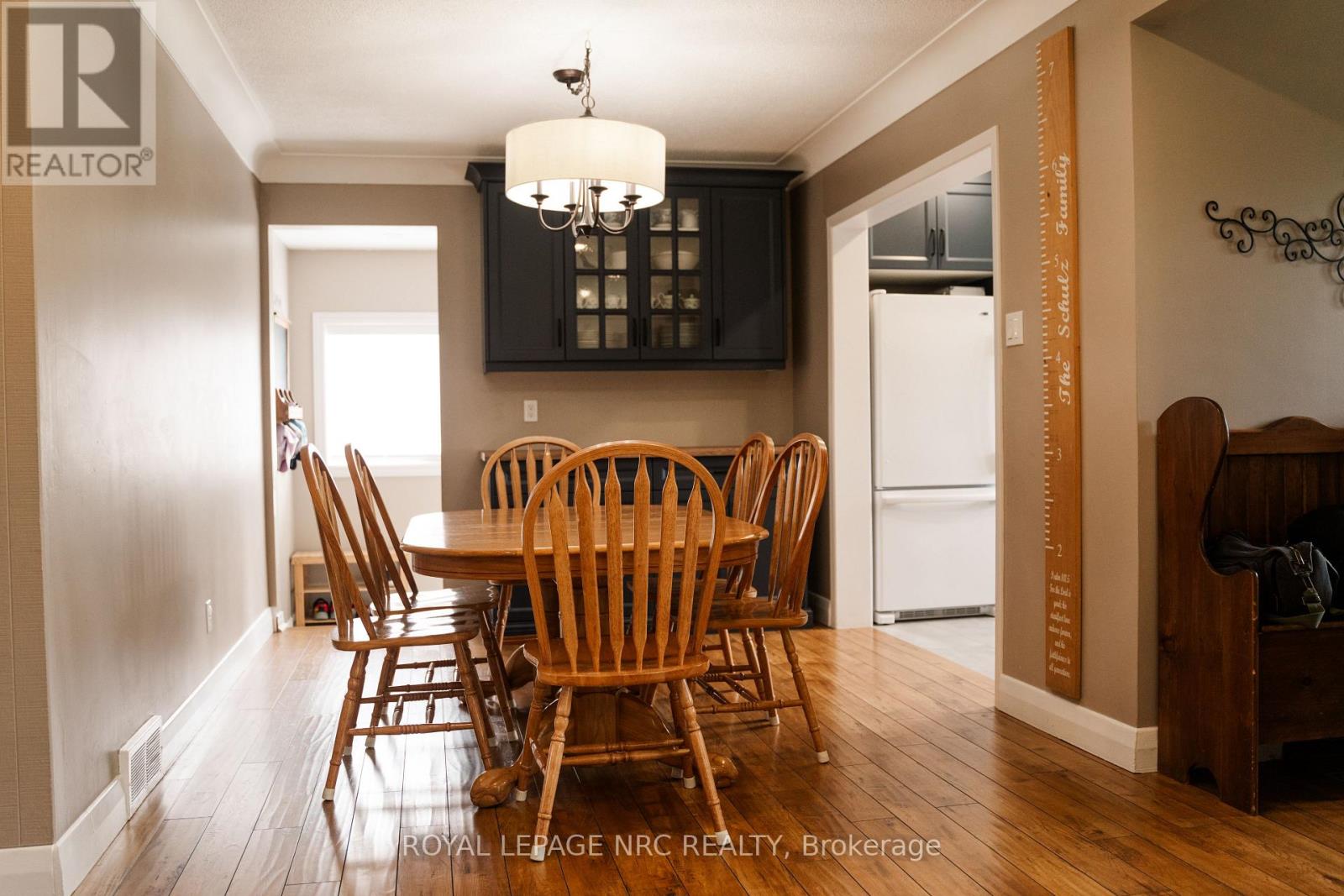 12 Mackie Street, St. Catharines, Ontario  L2N 5N5 - Photo 12 - X12260533