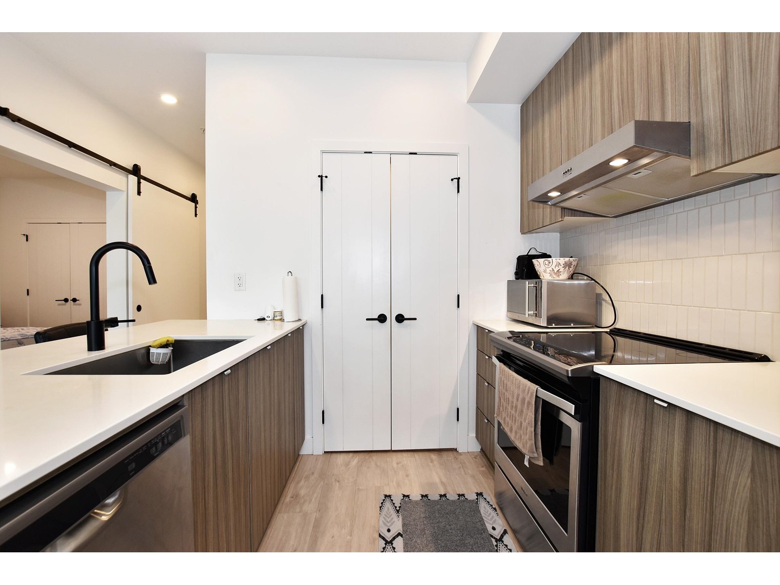 202 32828 Landeau Place, Abbotsford, British Columbia  V2S 0M4 - Photo 11 - R2994435