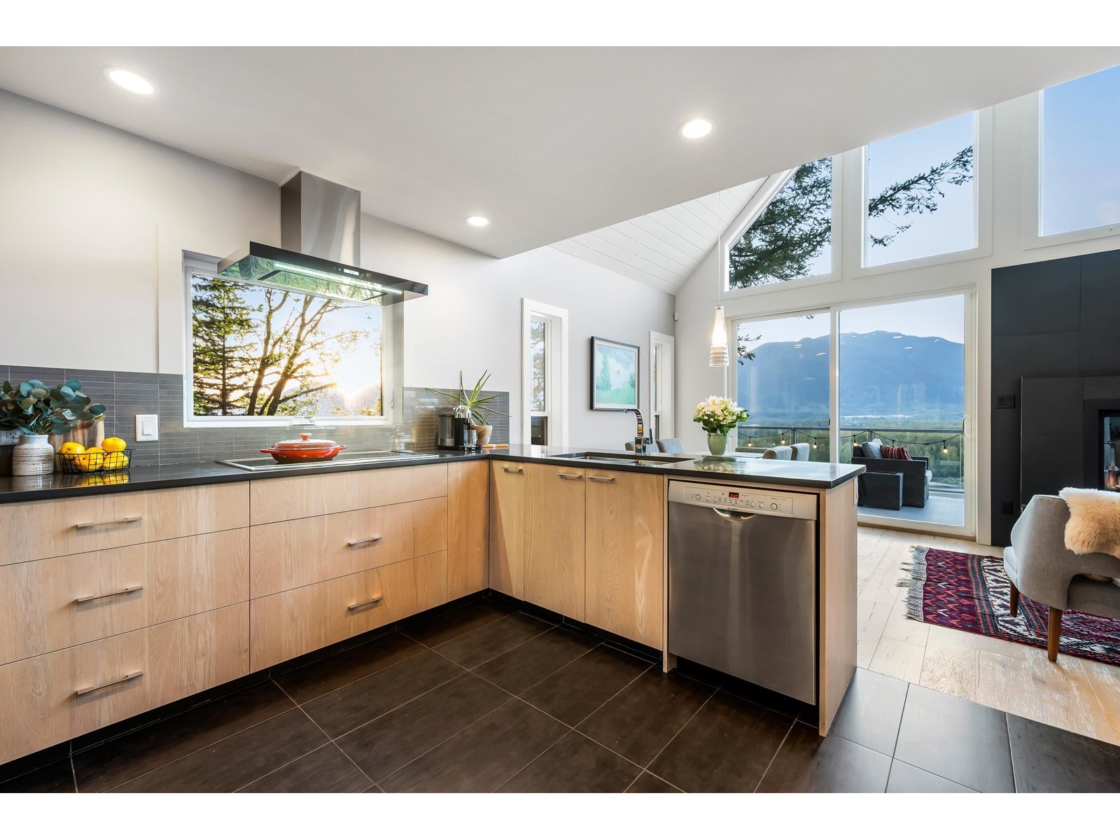 Property at 43319 OLD ORCHARD ROAD image 3