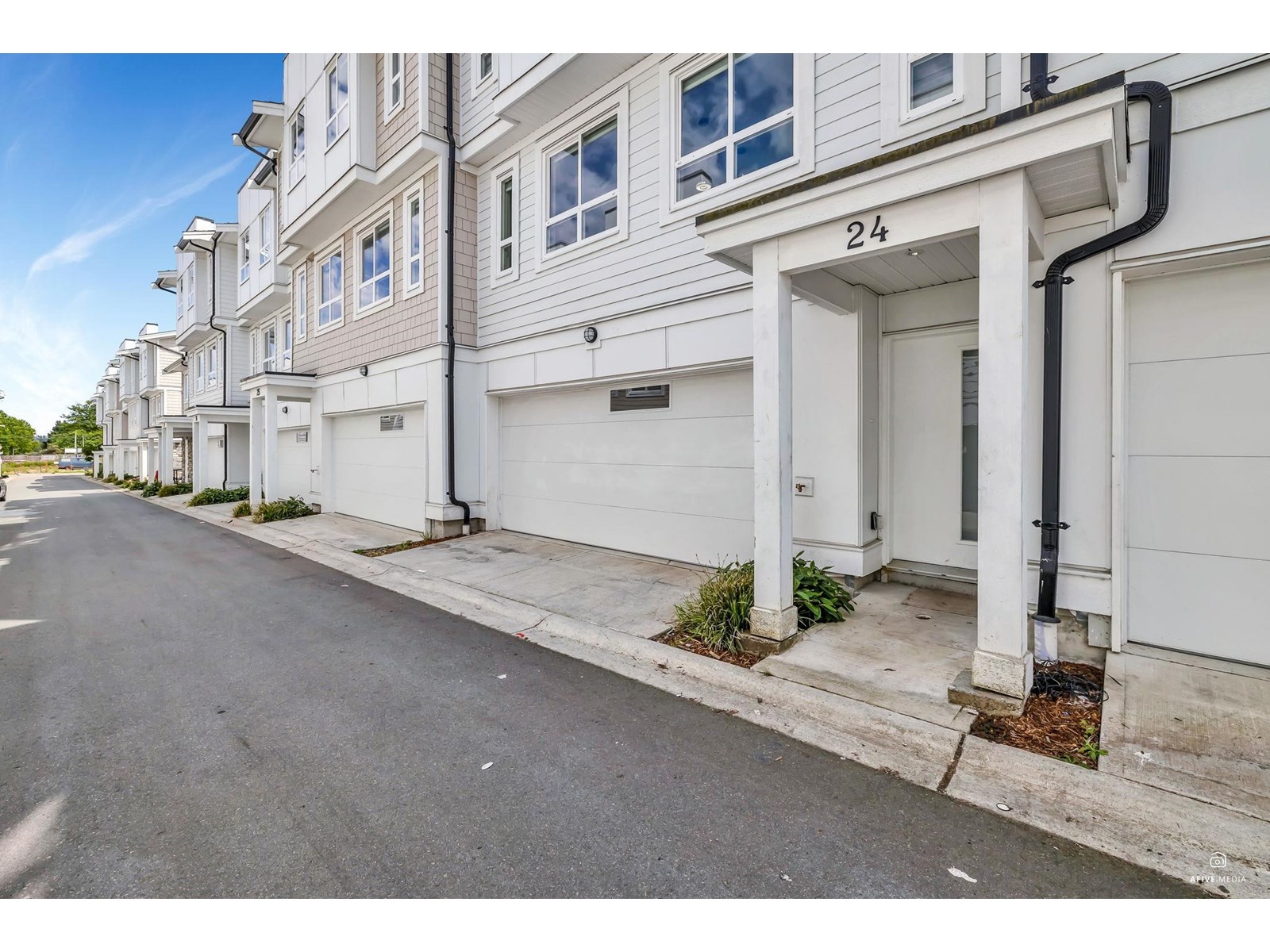 24 8181 135A STREET, surrey, British Columbia V3W3N8