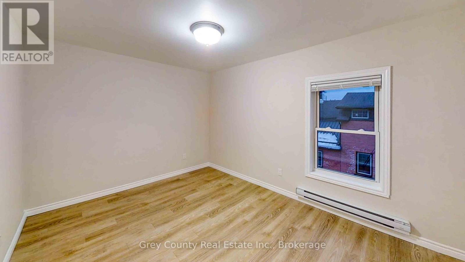 39 Main Street E, Grey Highlands, Ontario  N0C 1H0 - Photo 25 - X12260596