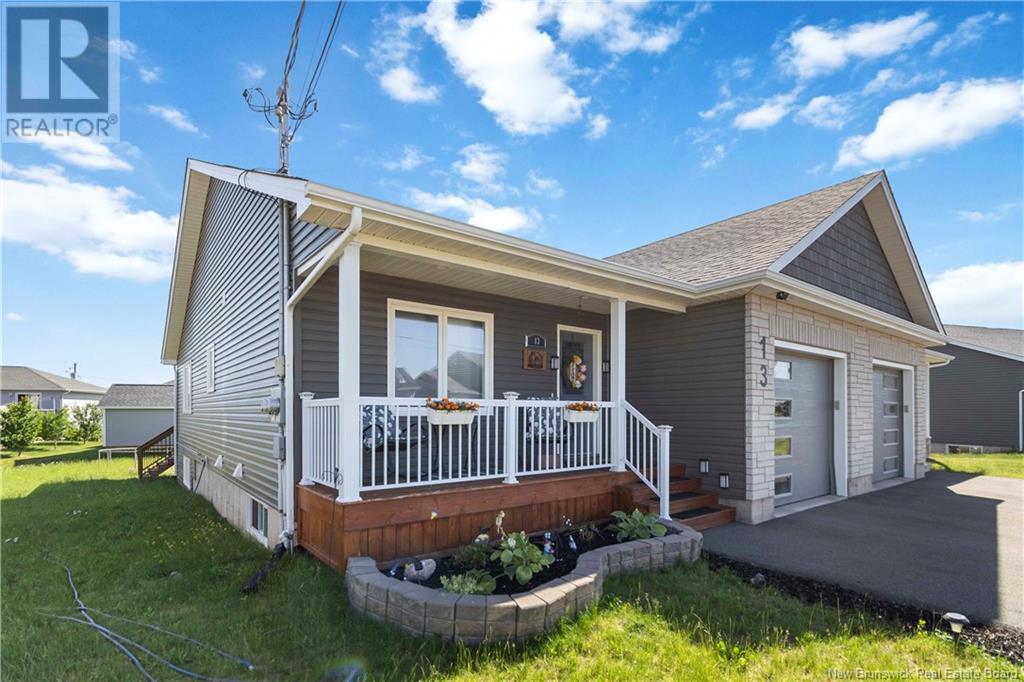 Property at 13 Satleville Crescent image 3