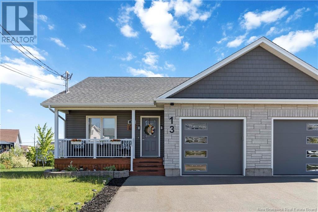 Property at 13 Satleville Crescent image 1