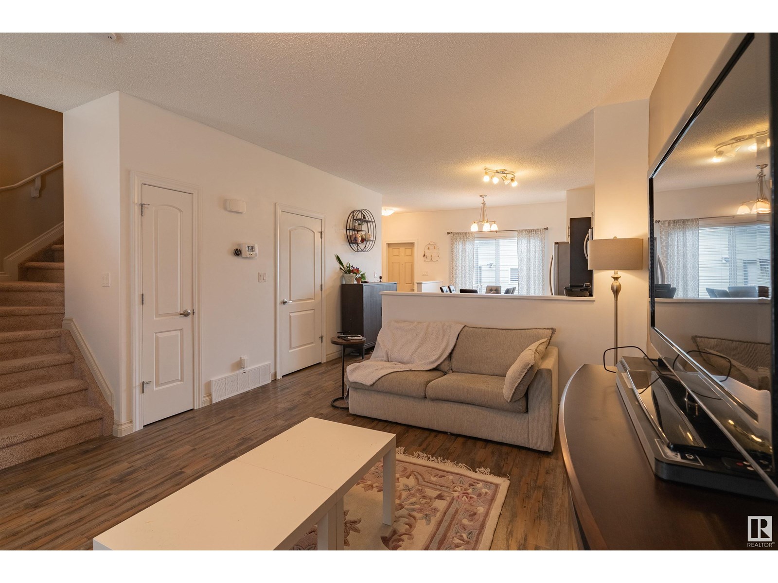 Property at 16728 120 ST NW image 3