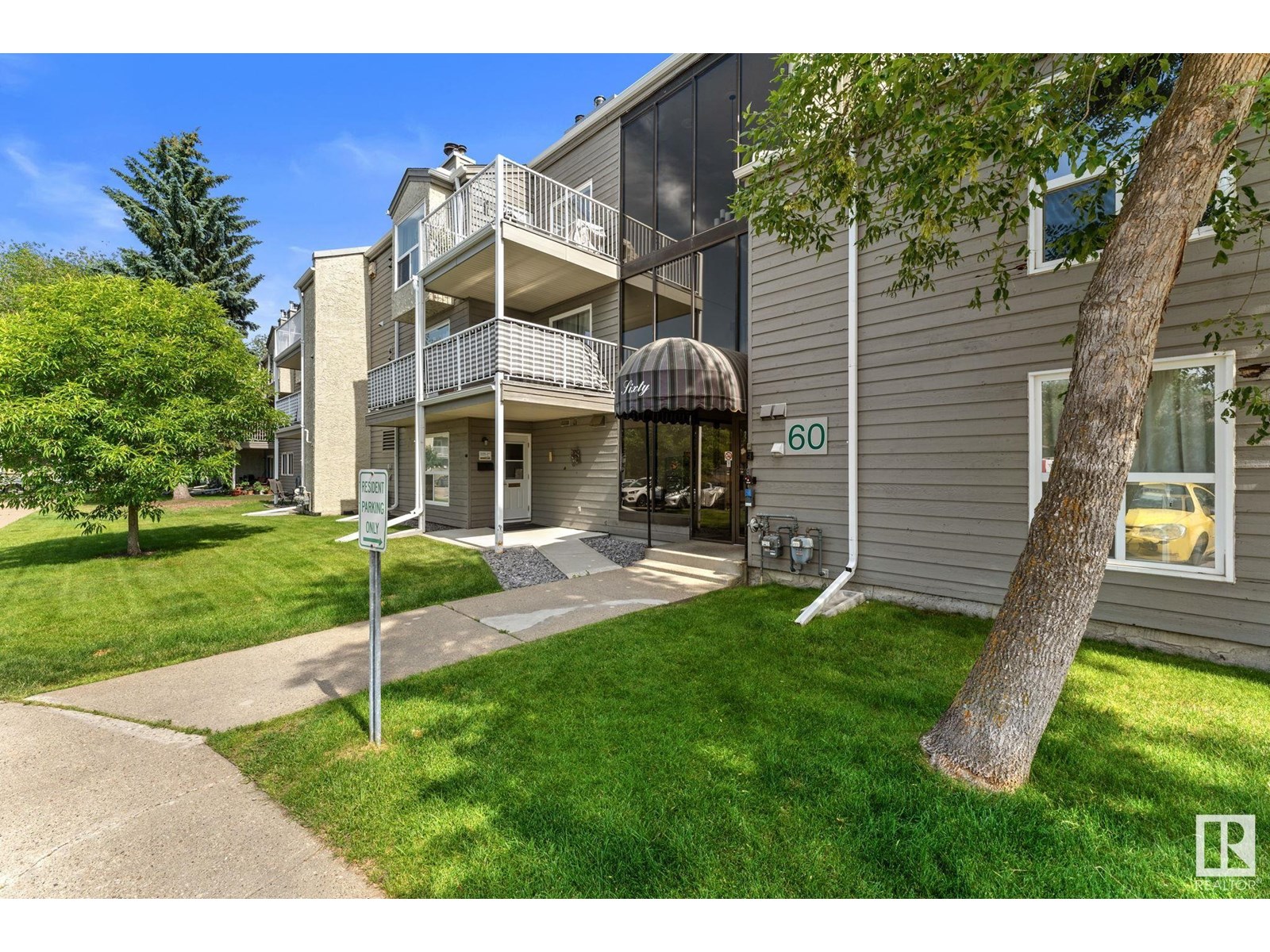 Property at #108 60 ALPINE PL image 2