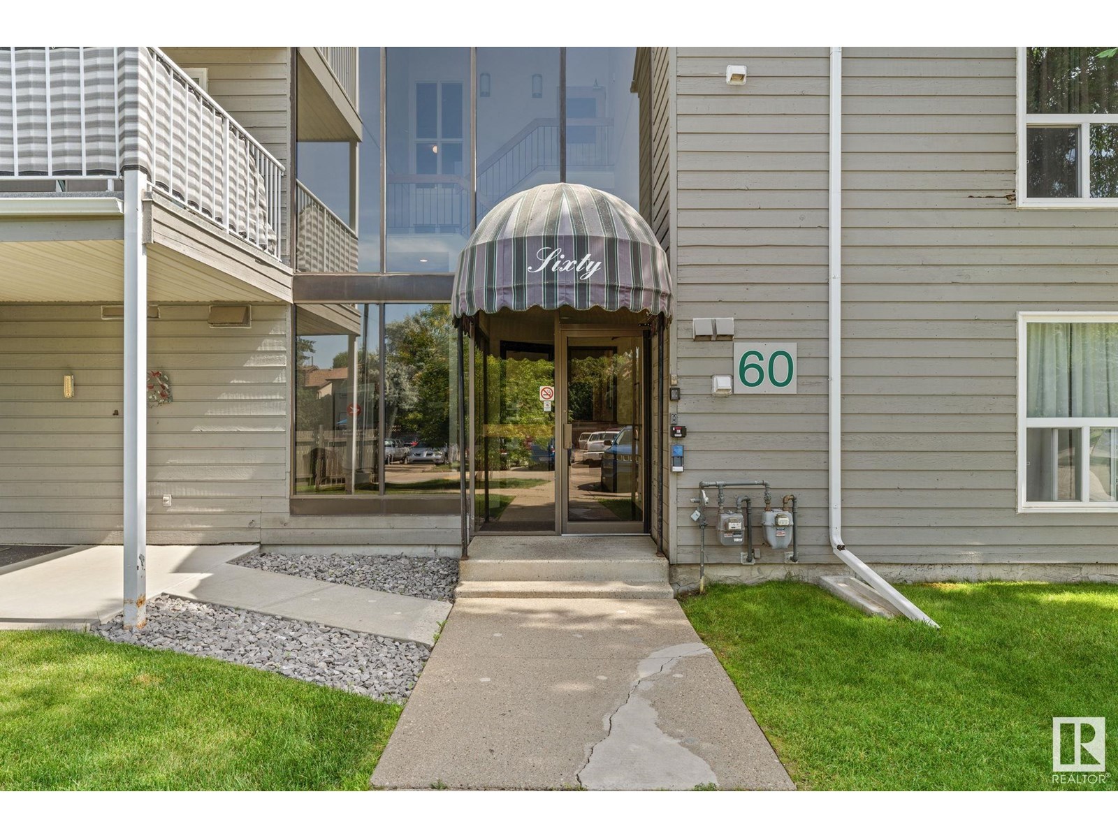 Property at #108 60 ALPINE PL image 3