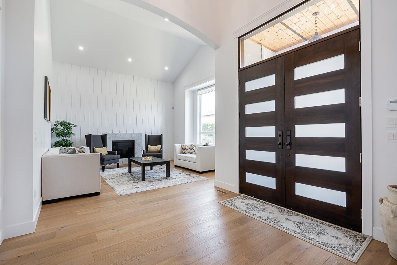 Property at 18712 55 AVENUE image 4