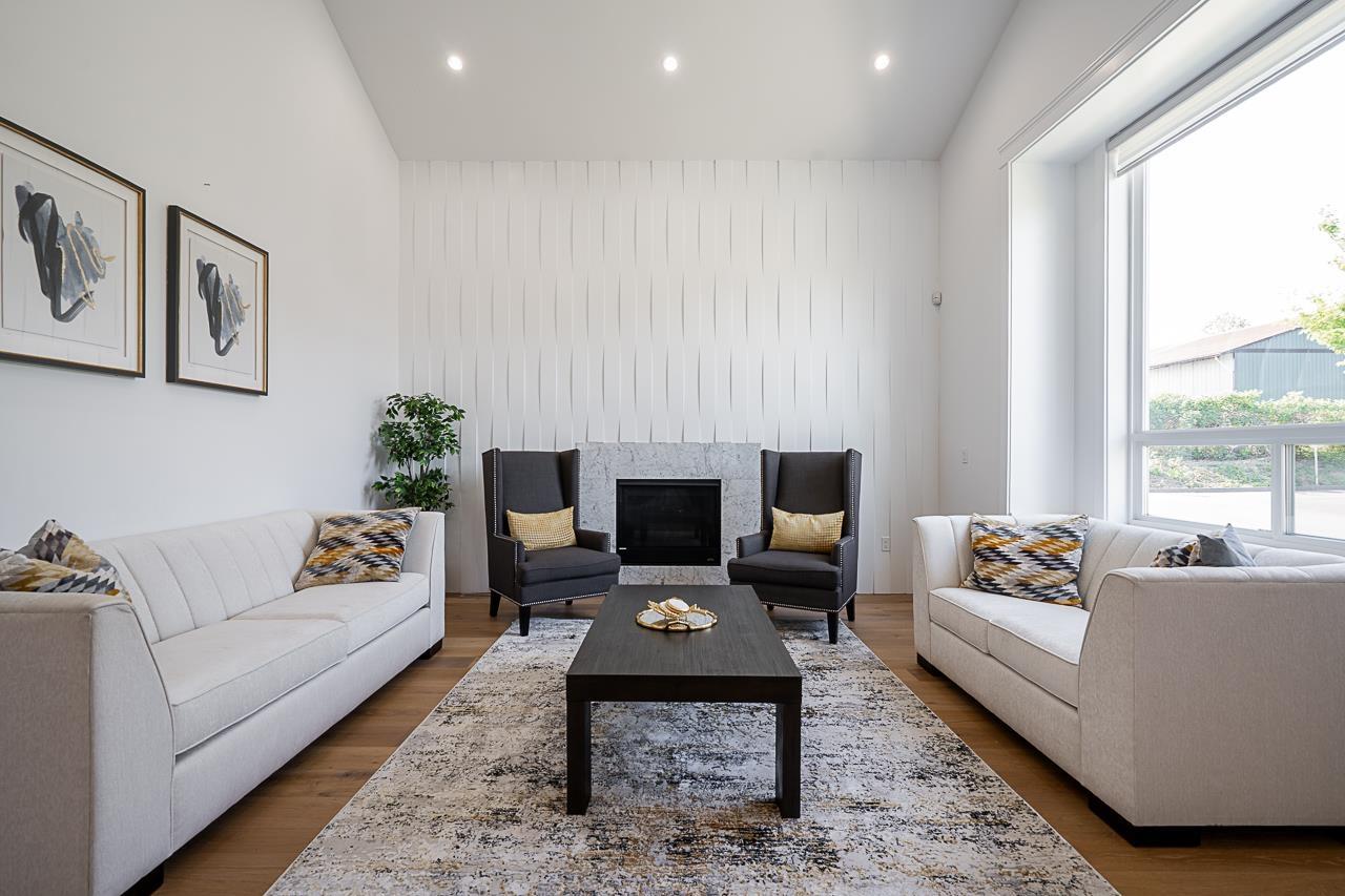 Property at 18712 55 AVENUE image 5