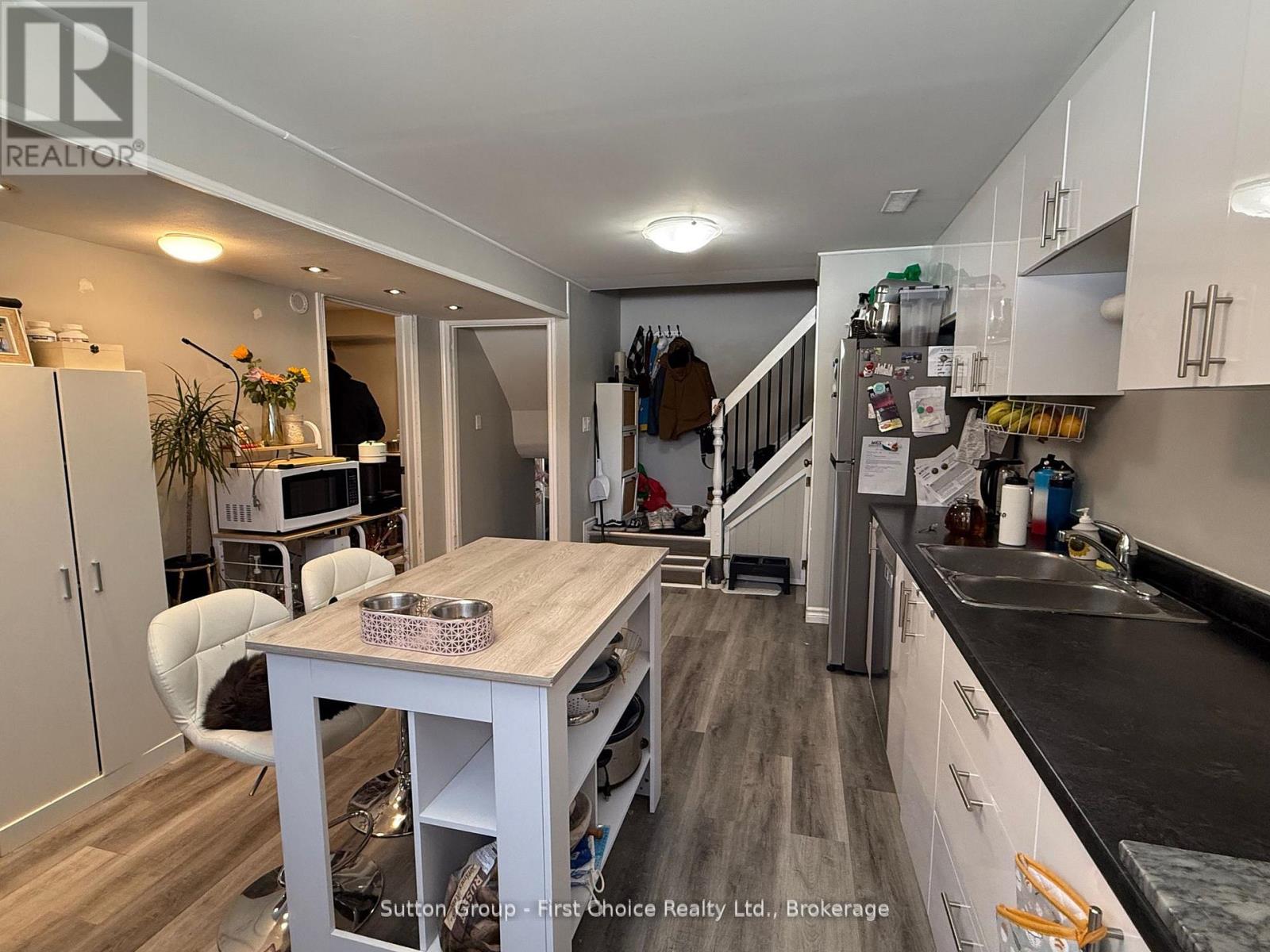 75 Cleveland Place, London South, Ontario N5Z 4T5 - Photo 9 - X12260125