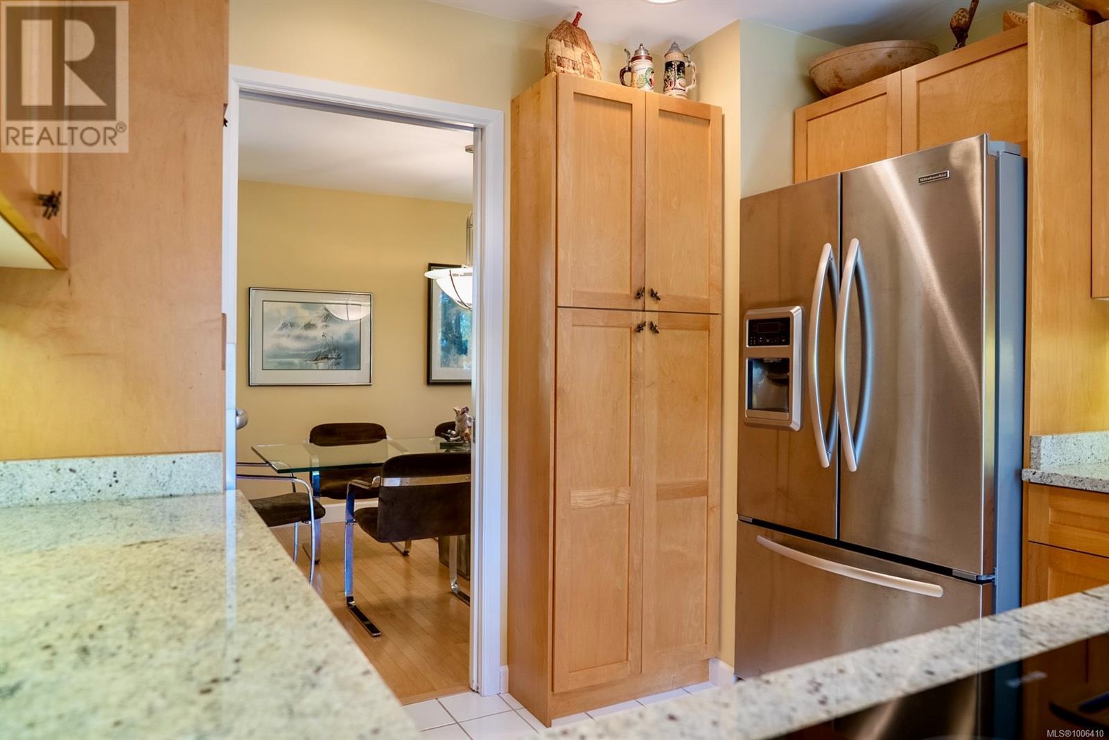 Property at 2622 Lighthouse Lane image 1