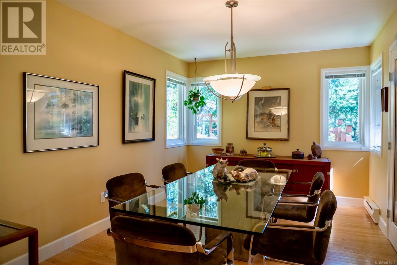 Property at 2622 Lighthouse Lane image 4