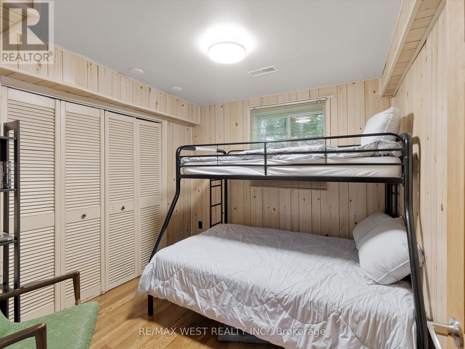 1091 Mcarthur Point Road, Lake Of Bays, Ontario  P0B 1A0 - Photo 22 - X12260443