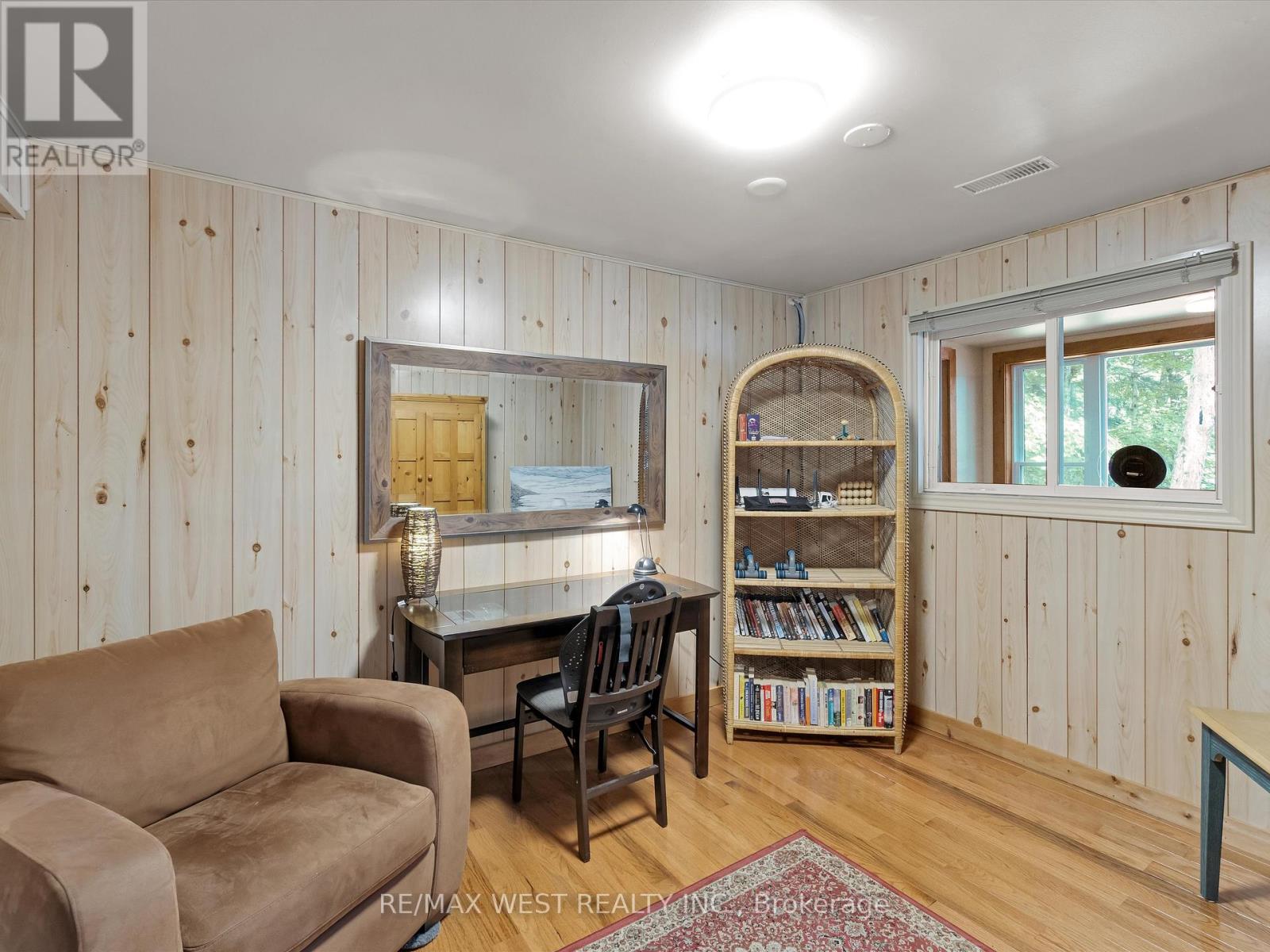 1091 Mcarthur Point Road, Lake Of Bays, Ontario  P0B 1A0 - Photo 23 - X12260443