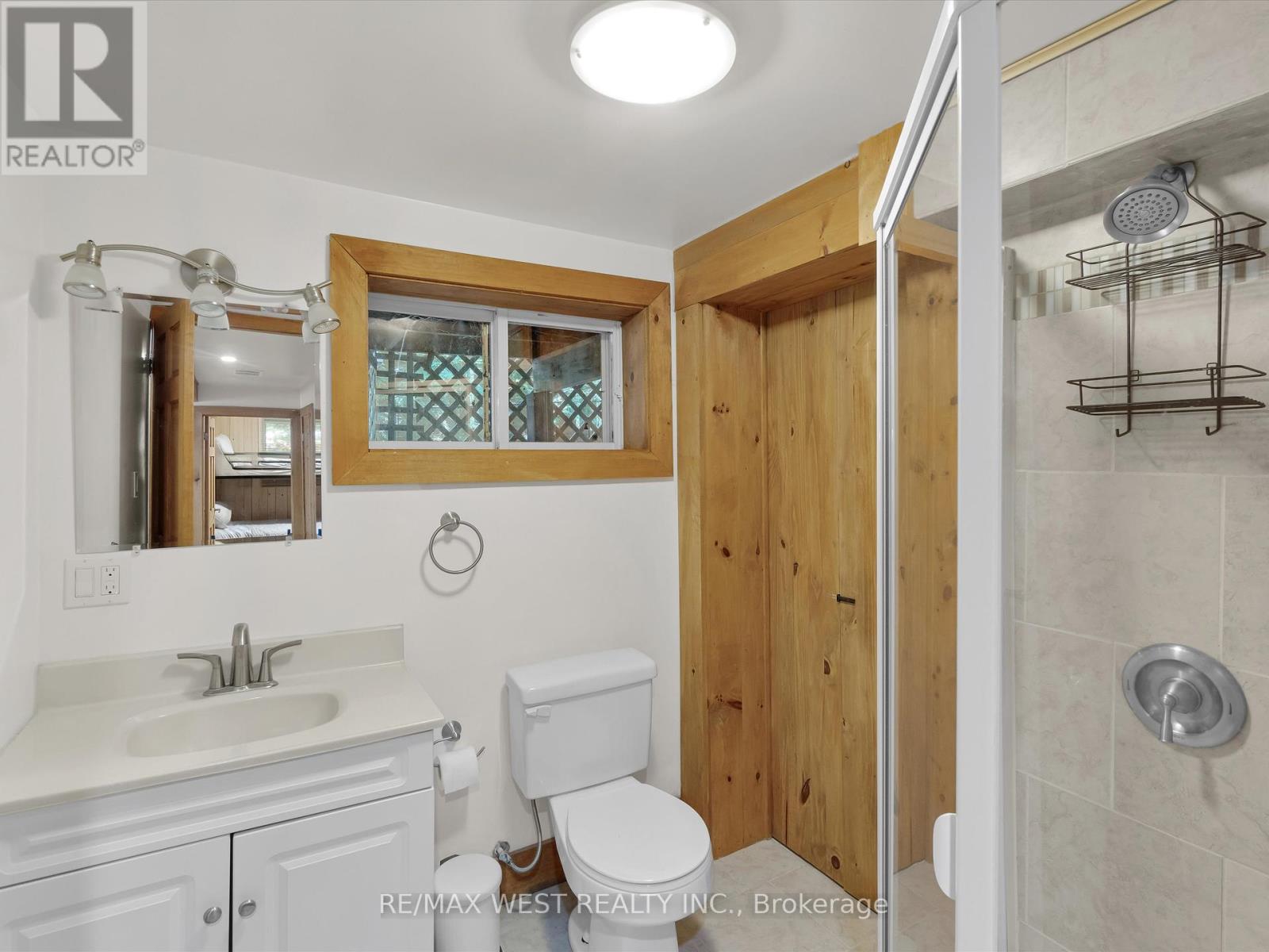1091 Mcarthur Point Road, Lake Of Bays, Ontario  P0B 1A0 - Photo 24 - X12260443