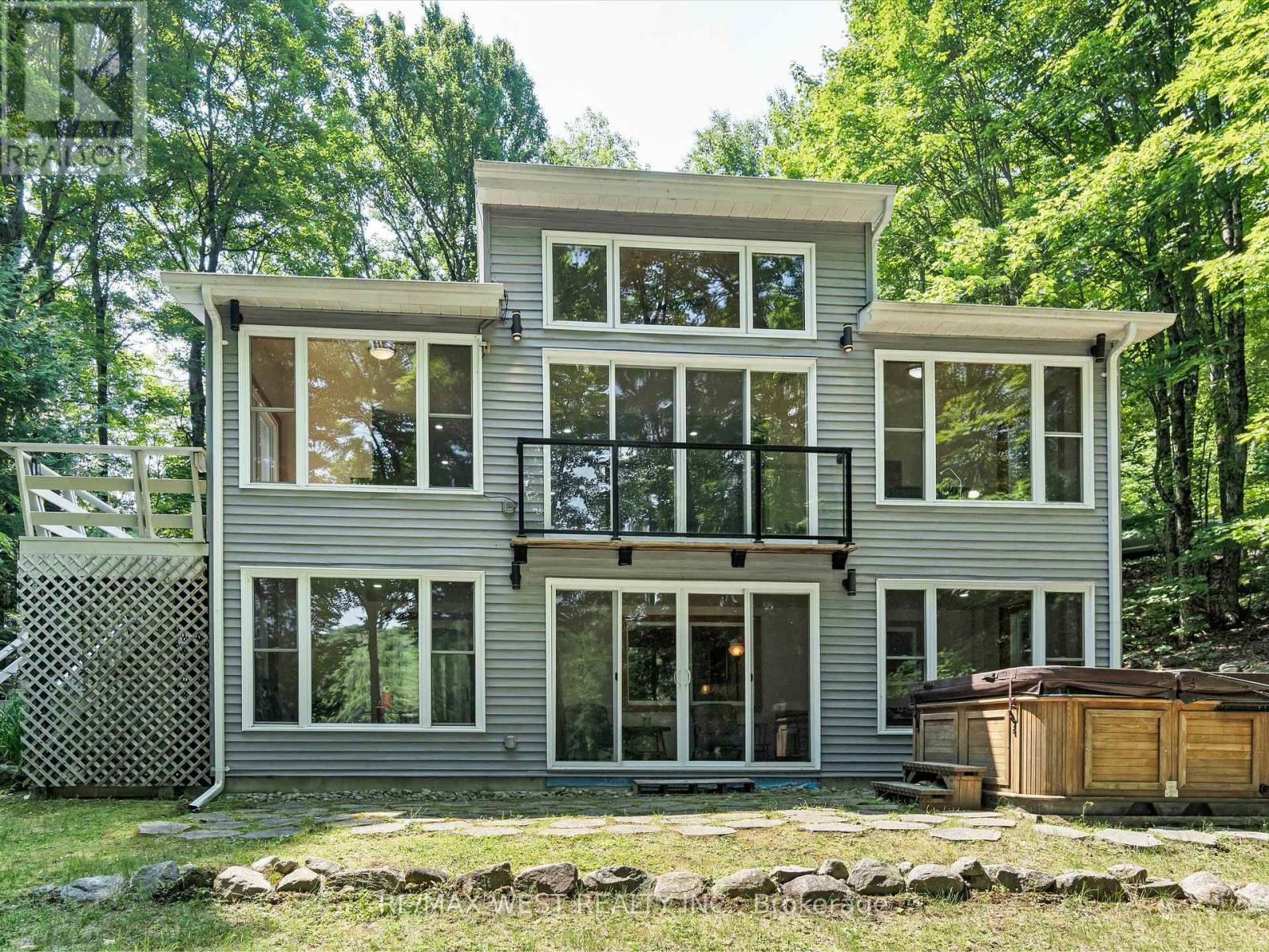 1091 Mcarthur Point Road, Lake Of Bays, Ontario  P0B 1A0 - Photo 3 - X12260443