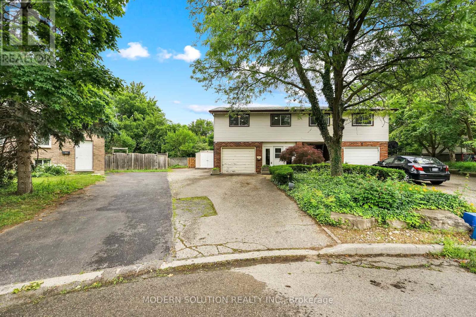 Property at 370A CHURCHILL COURT image 1