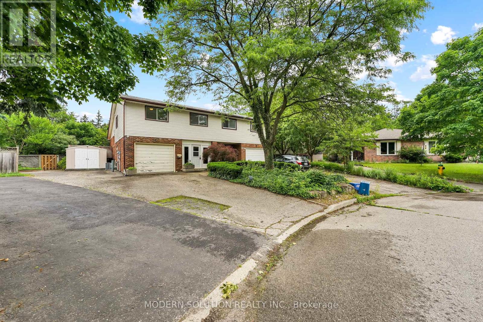 Property at 370A CHURCHILL COURT image 2