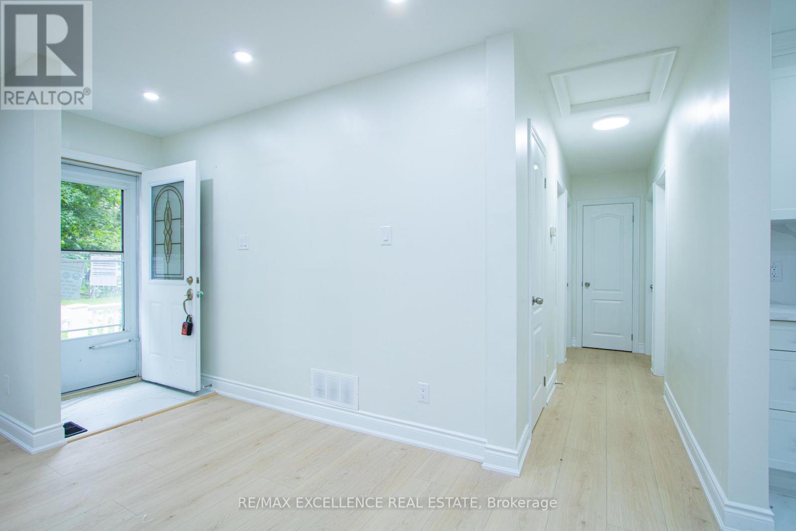 Property at 26 MAGEE STREET image 2