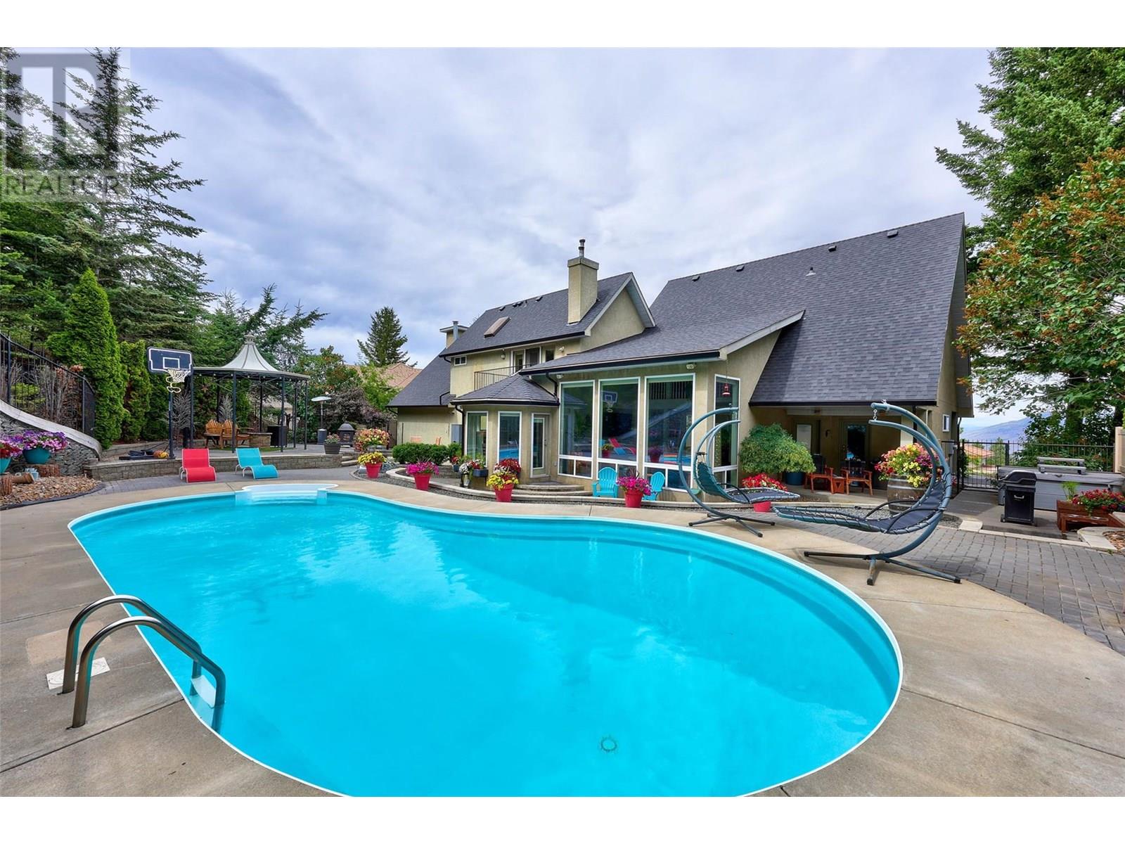 Property at 2175 Westerdale Court image 4