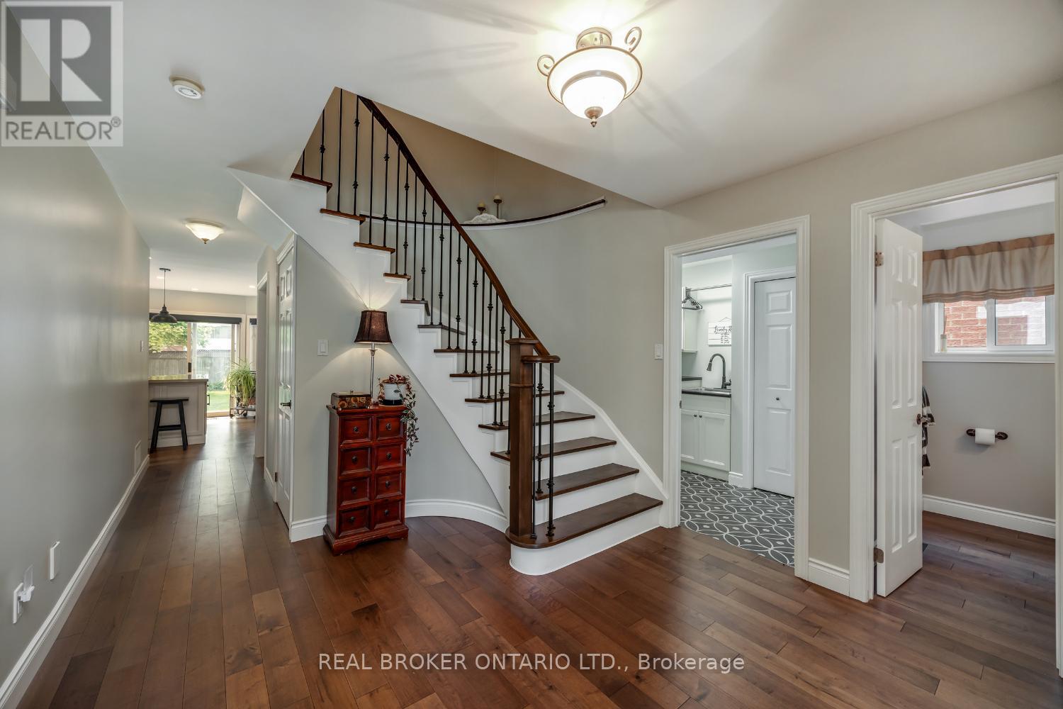 Property at 38 APPLE BLOSSOM BOULEVARD image 5