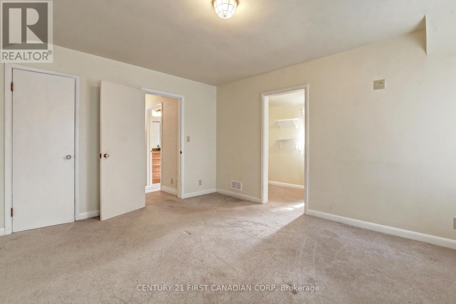 26 Grand Avenue, Chatham-Kent, Ontario  N8A 4J9 - Photo 40 - X12260743