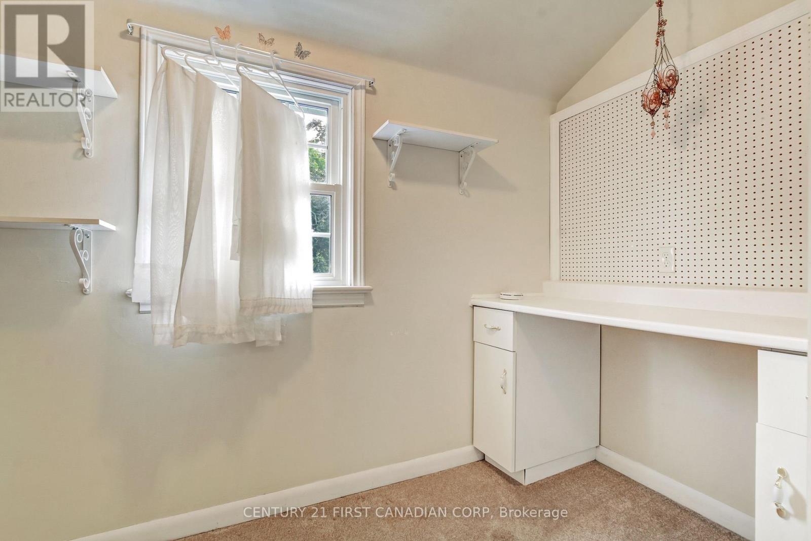 26 Grand Avenue, Chatham-Kent, Ontario  N8A 4J9 - Photo 41 - X12260743