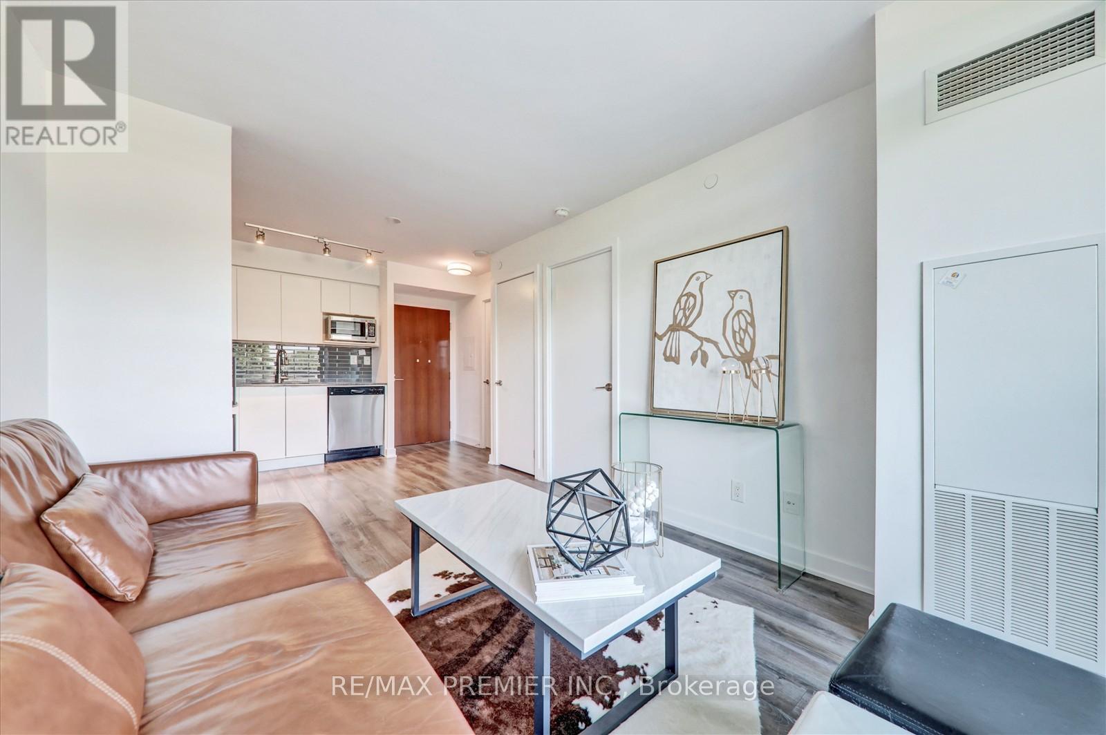 420 - 160 Flemington Road, Toronto, Ontario  M6A 0A9 - Photo 17 - W12260658