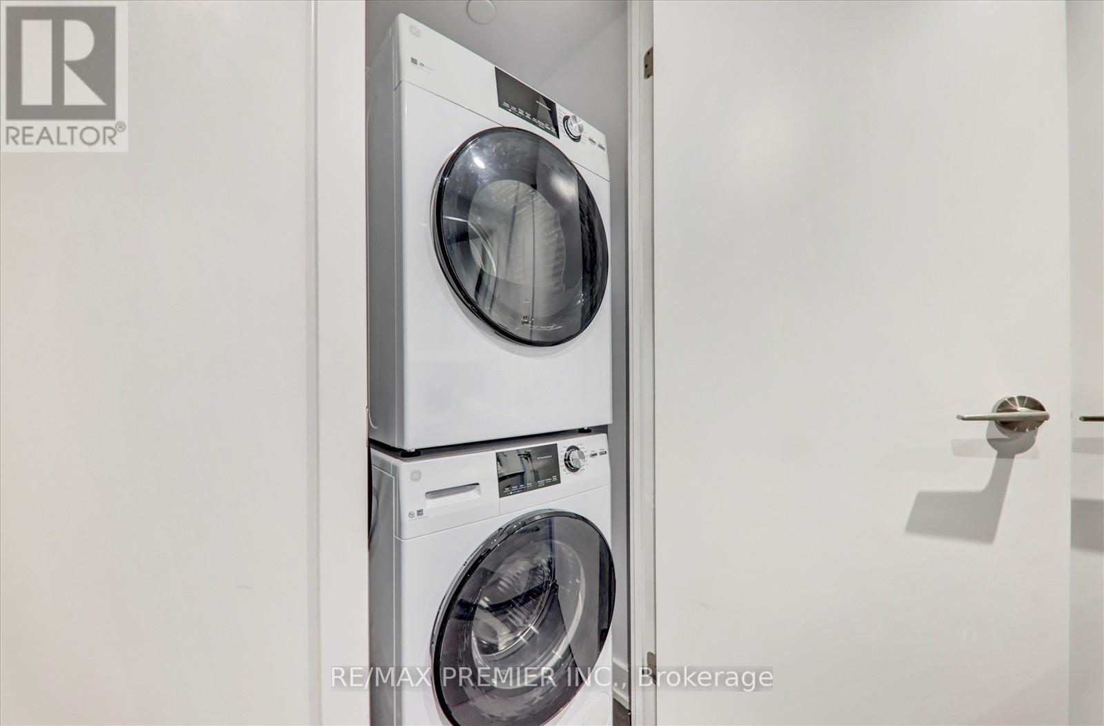 420 - 160 Flemington Road, Toronto, Ontario  M6A 0A9 - Photo 23 - W12260658