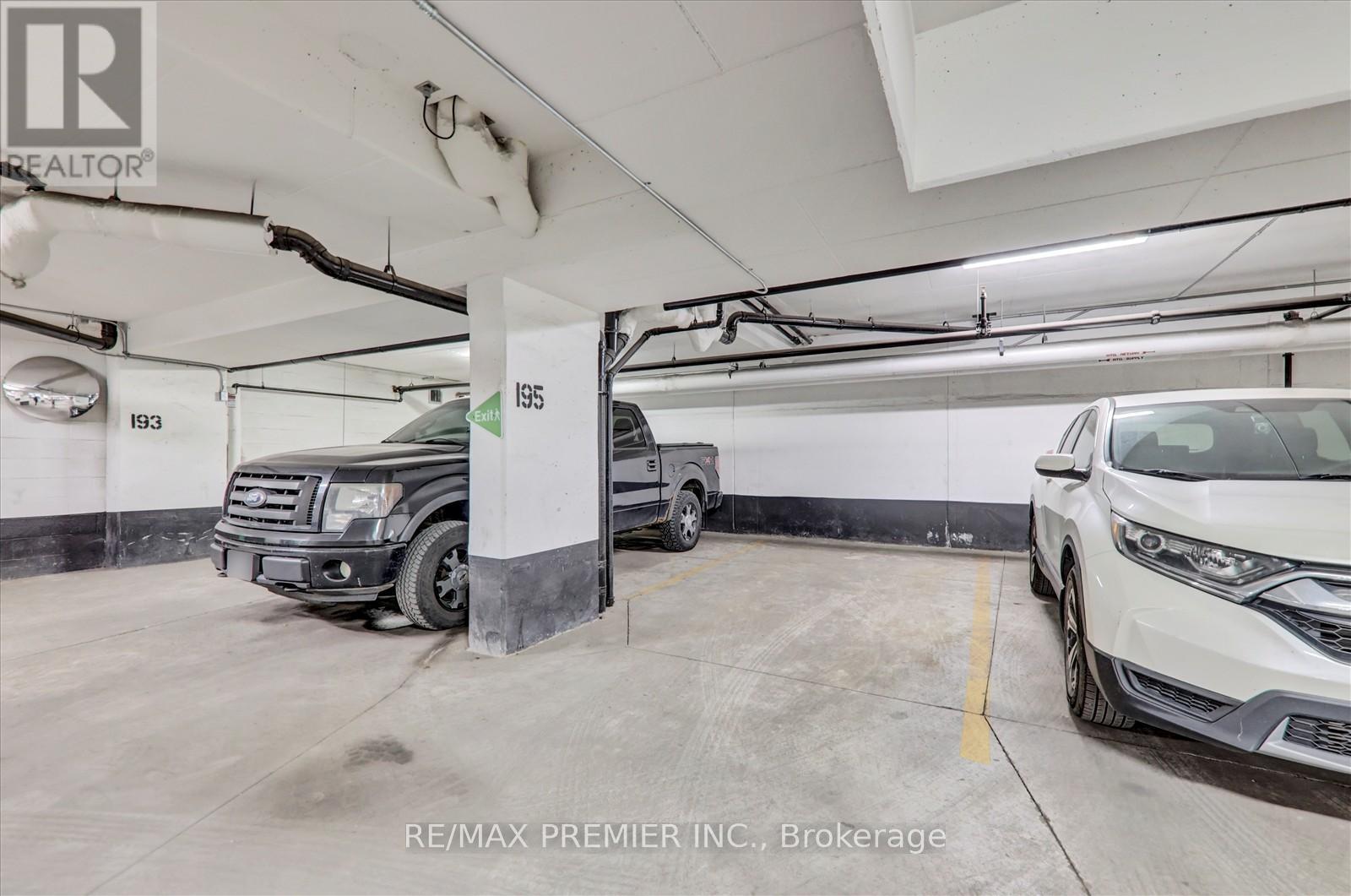 420 - 160 Flemington Road, Toronto, Ontario  M6A 0A9 - Photo 32 - W12260658