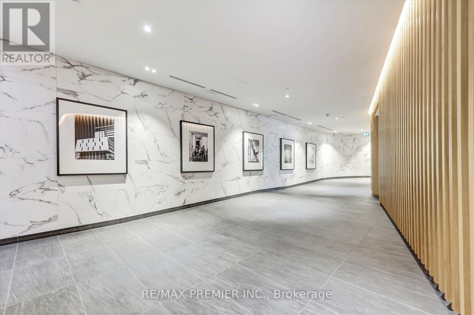 420 - 160 Flemington Road, Toronto, Ontario  M6A 0A9 - Photo 8 - W12260658