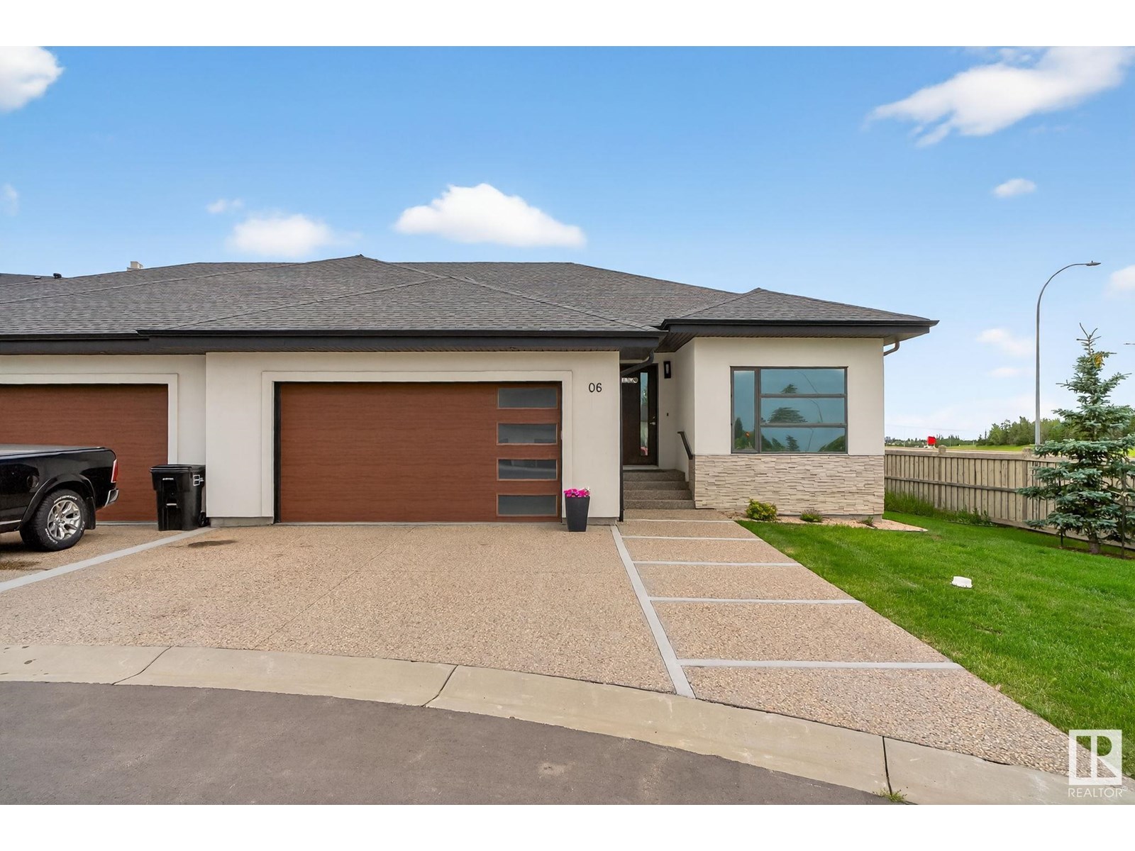 #6 604 Mcallister Lo Sw, Edmonton, Alberta  T6L 3L4 - Photo 1 - E4445630