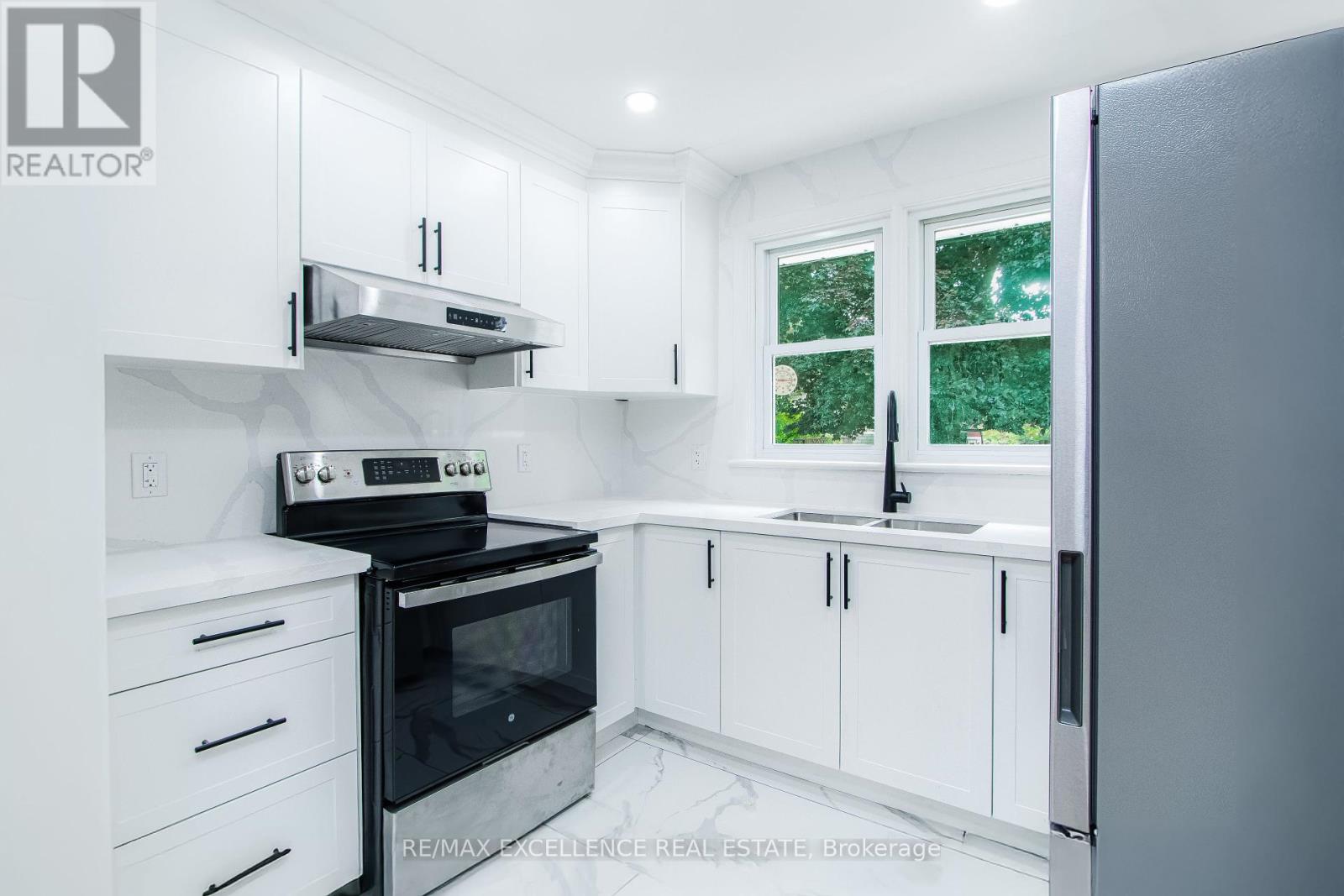 Property at 26 MAGEE STREET image 5