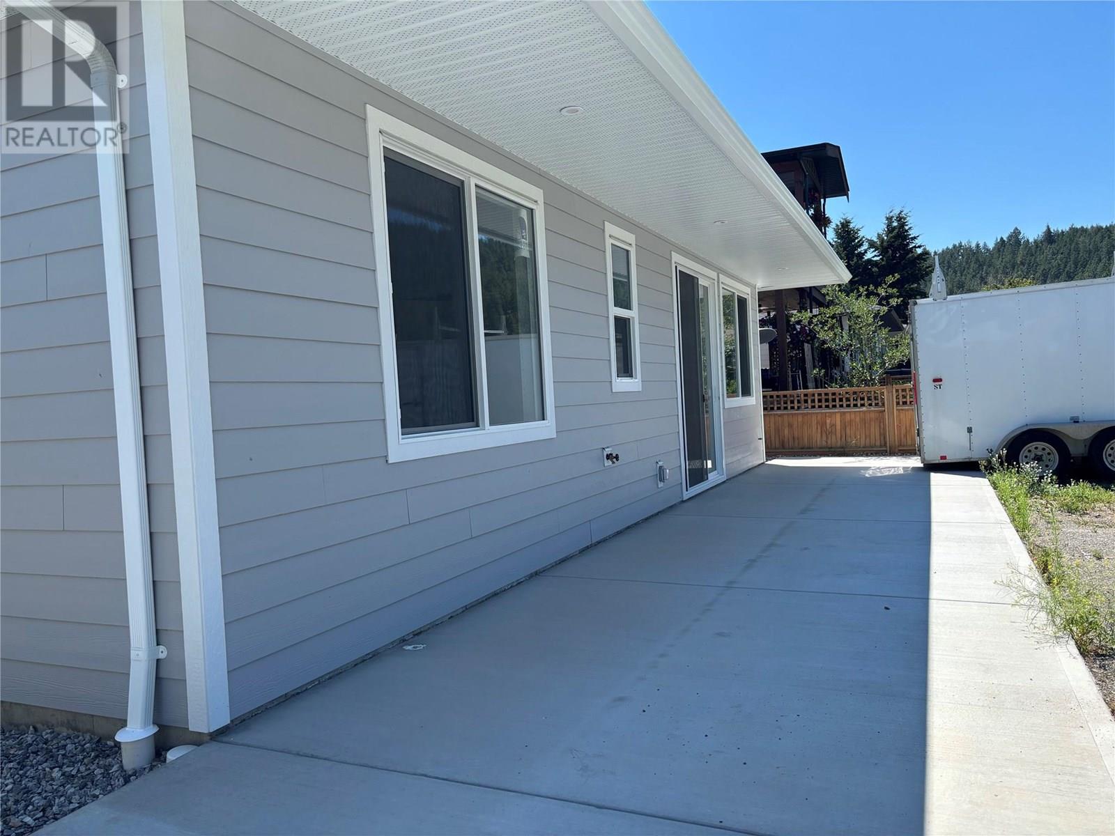 Photo 17 at 575 Meadowlark Avenue, Okanagan North, Vernon Photo 17 at 575 Meadowlark Avenue, Okanagan North, Vernon