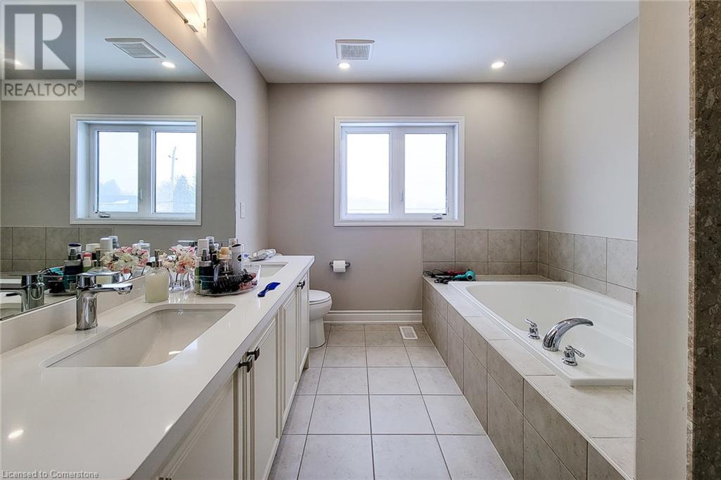 24 Esther Crescent, Thorold, Ontario  L3B 5N5 - Photo 27 - 40747766
