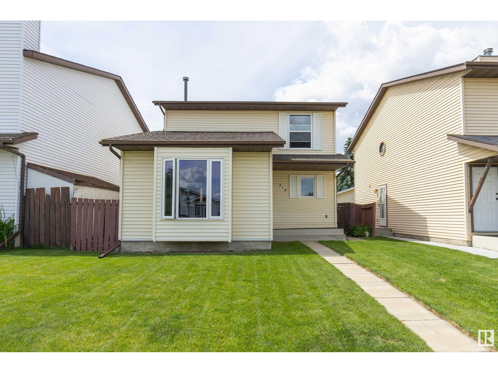 Property at 318 Kirkpatrick CR NW image 1