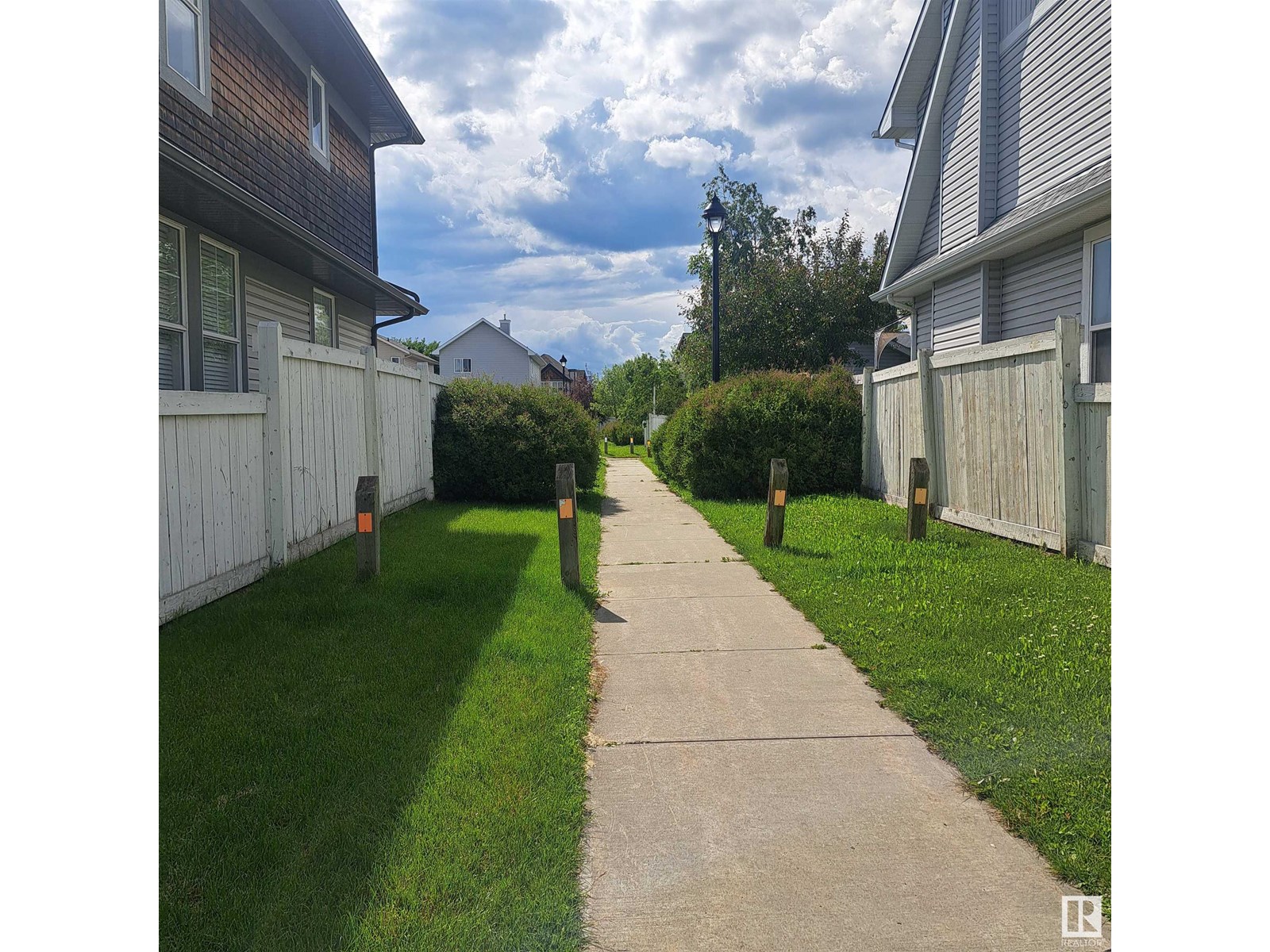 Property at 4832 TERWILLEGAR CM NW image 3
