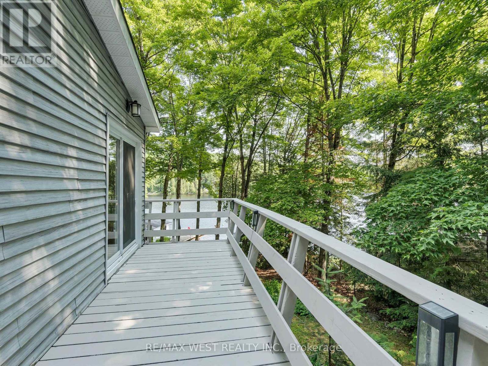 1091 Mcarthur Point Road, Lake Of Bays, Ontario  P0B 1A0 - Photo 37 - X12260443