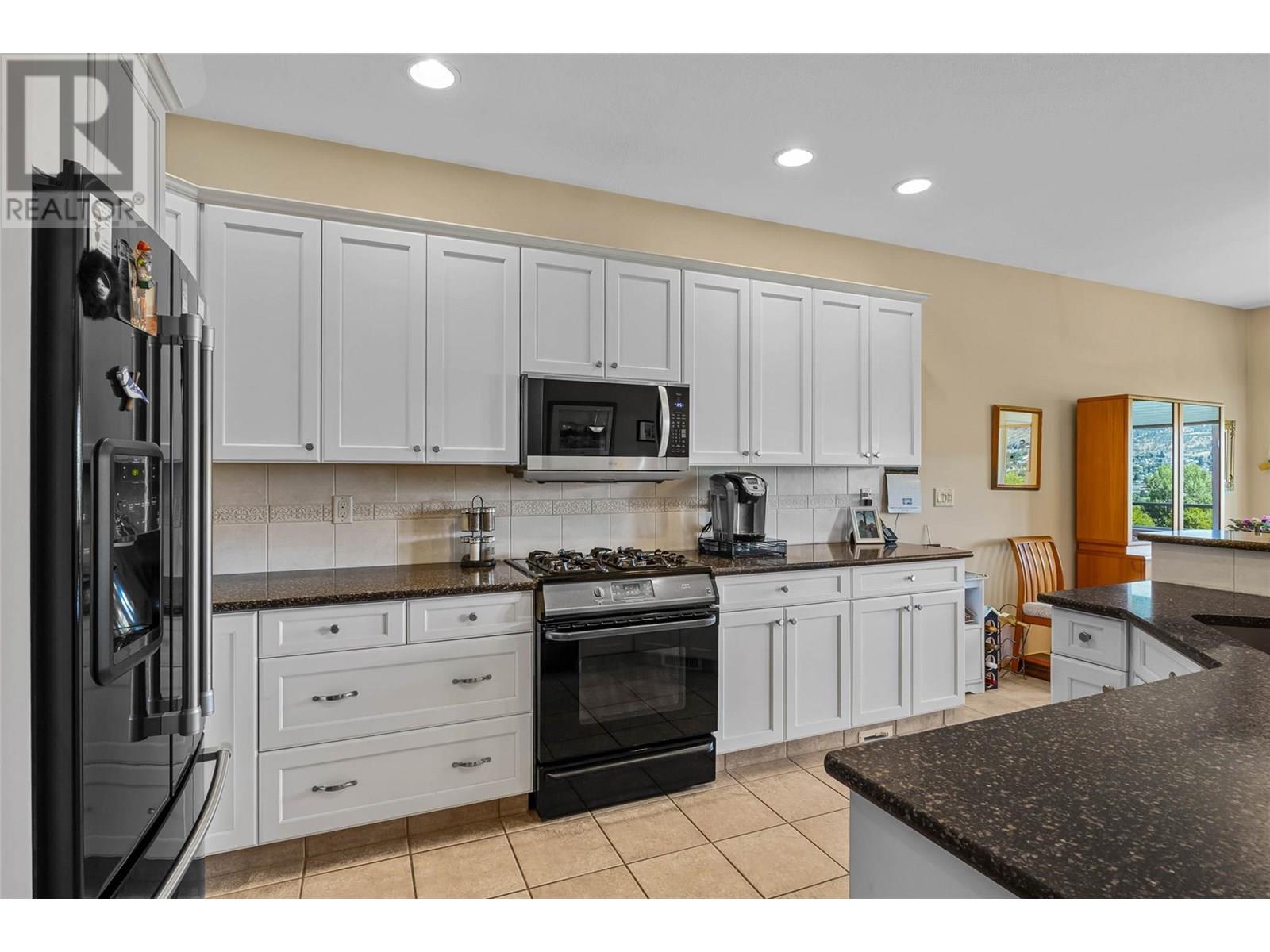 Property at 246 Sagewood Drive image 5