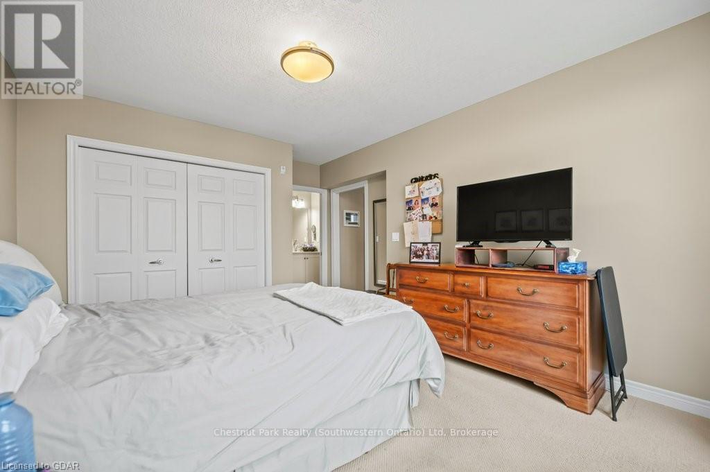 C305 - 65 Bayberry Drive, Guelph, Ontario  N1G 5K8 - Photo 16 - X11822657