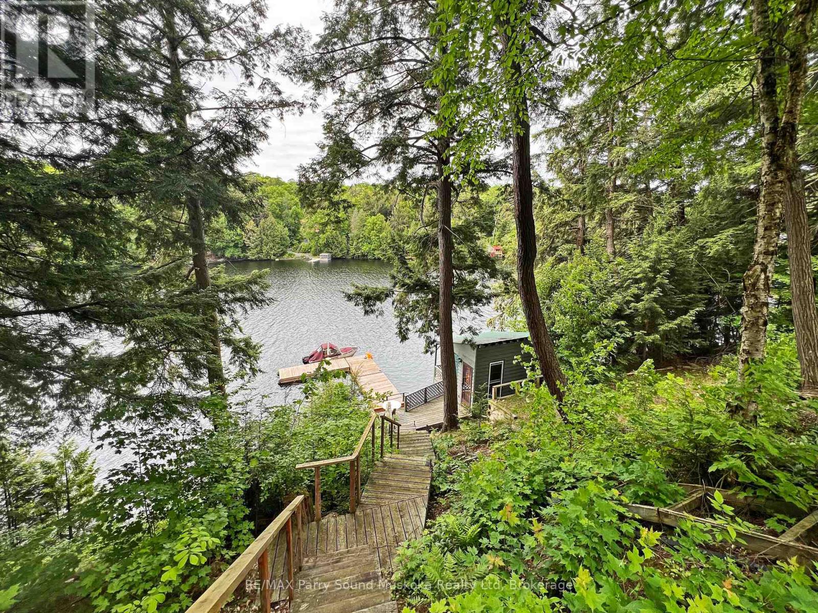 994 Toad Lake, Parry Sound Remote Area, Ontario  P0H 1S0 - Photo 11 - X12226547